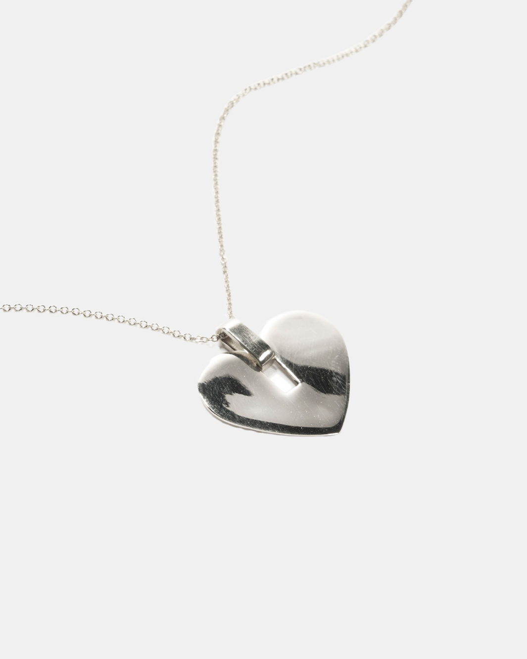 HEART TAG NECKLACE IN STERLING SILVER - Romi Boutique