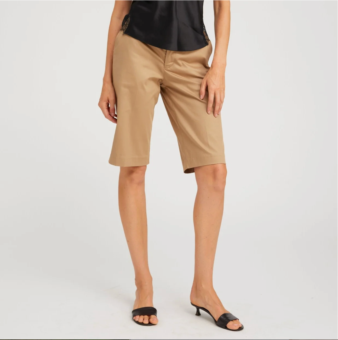 SPRWMN BERMUDA TROUSERS at Romi Boutique