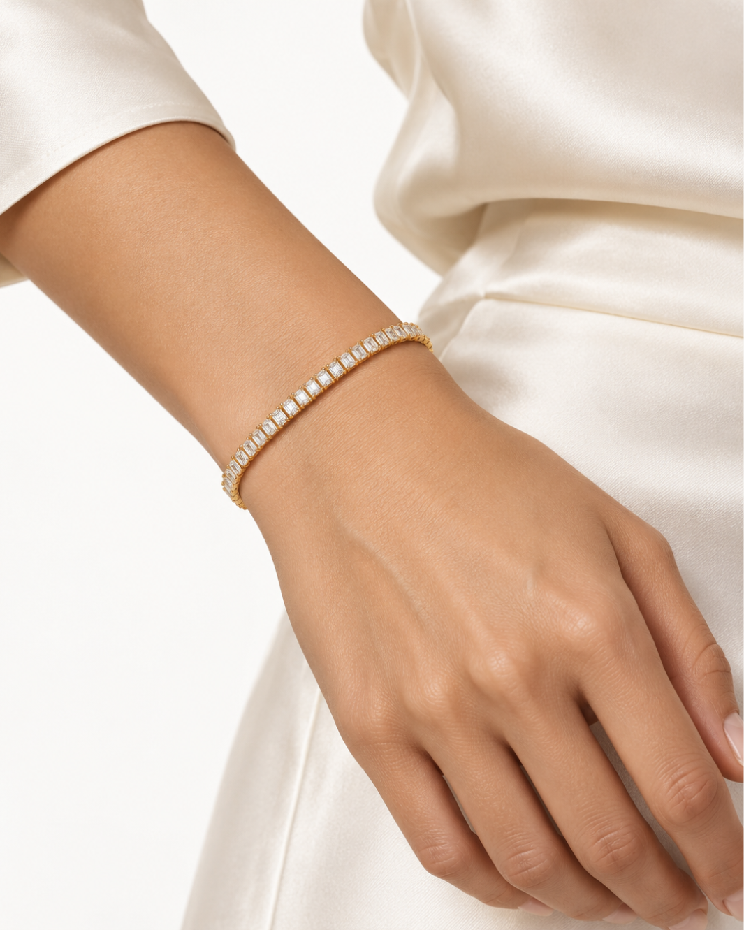 Petite Emerald Diamond Bracelet