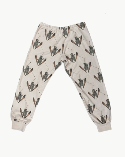 COZY PANT IN SKIING RACCOONS