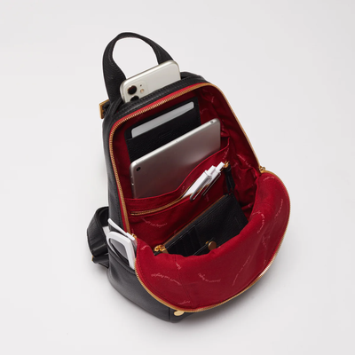 HUNTER MED IN BLACK/BRUSHED GOLD RED ZIP
