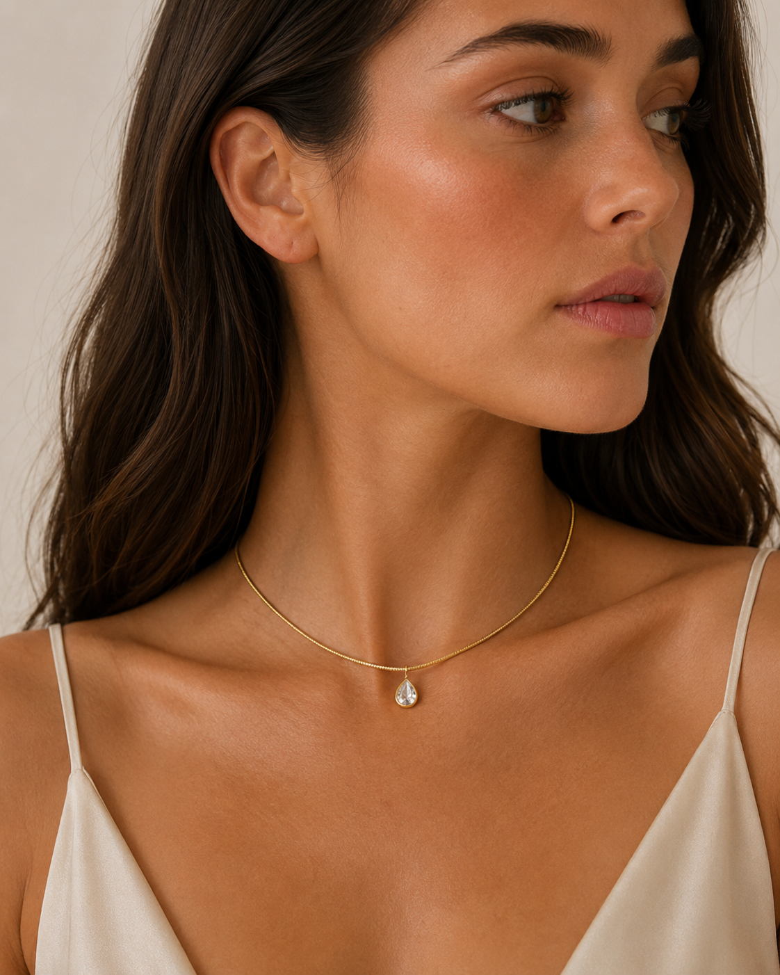 Teardrop Wire Necklace