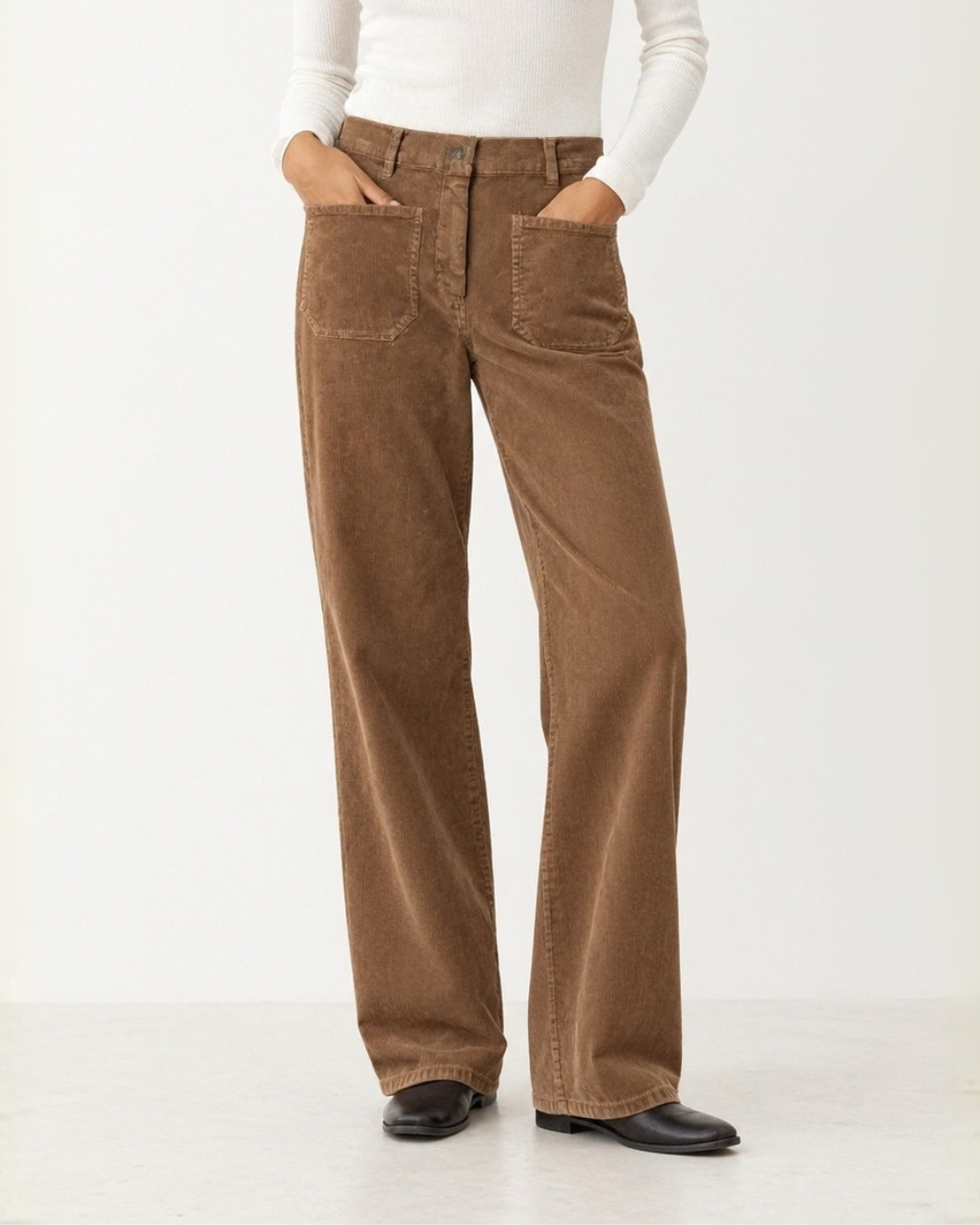 Nili Lotan Florence Pant at Romi Boutique