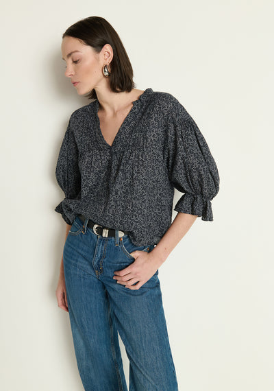 SCARLET PINTUCK BLOUSE IN SANTA FE FLORAL