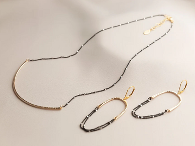 LEXI NECKLACE IN GOLD - Romi Boutique