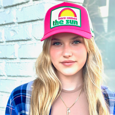 HERE COMES THE SUN TRUCKER IN PINK