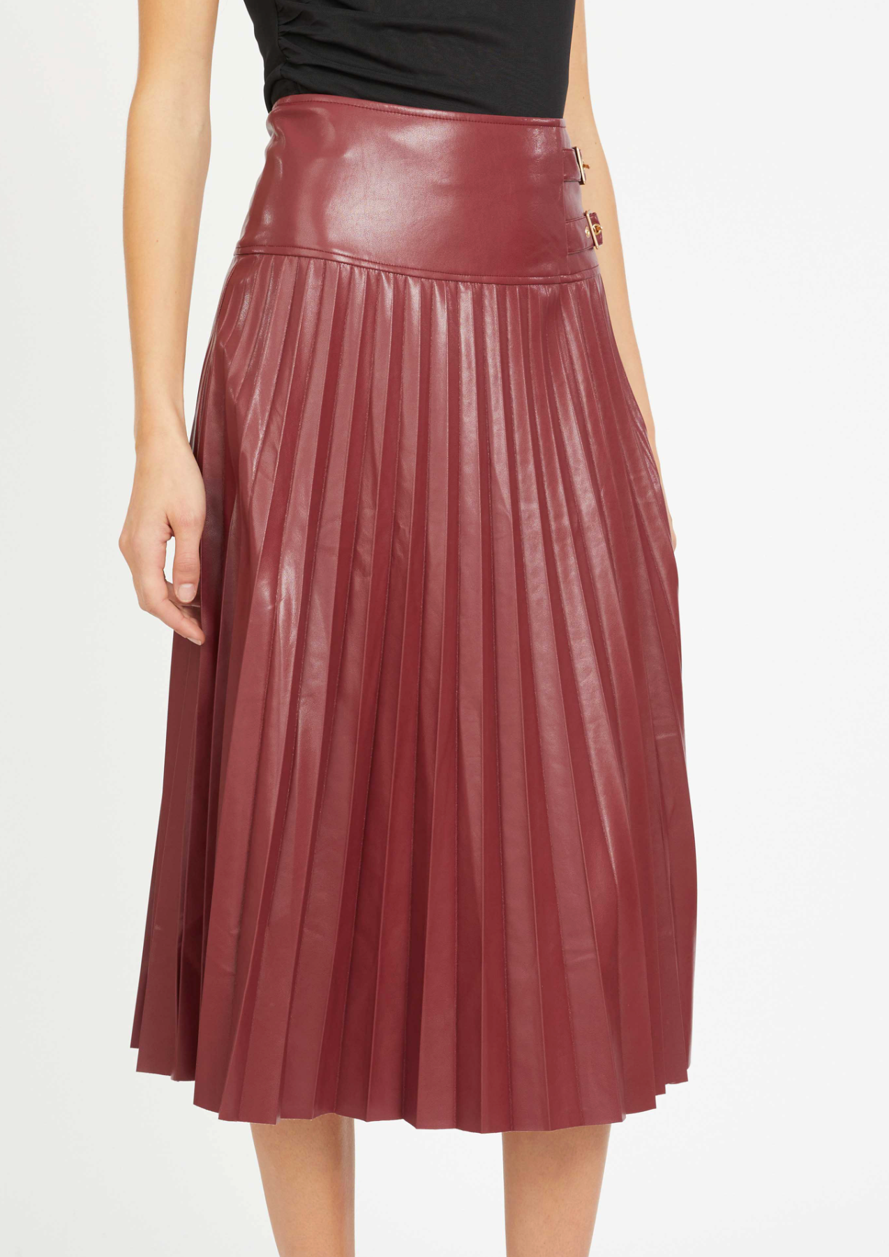 HENDRIX VEGAN LEATHER SKIRT IN CABERNET