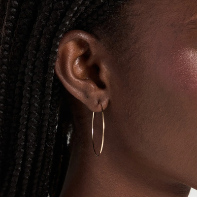 THE PERFECT GOLD HOOP EARRING