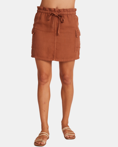 POSEY CARGO MINI SKIRT IN SUMMER BROWN - Romi Boutique