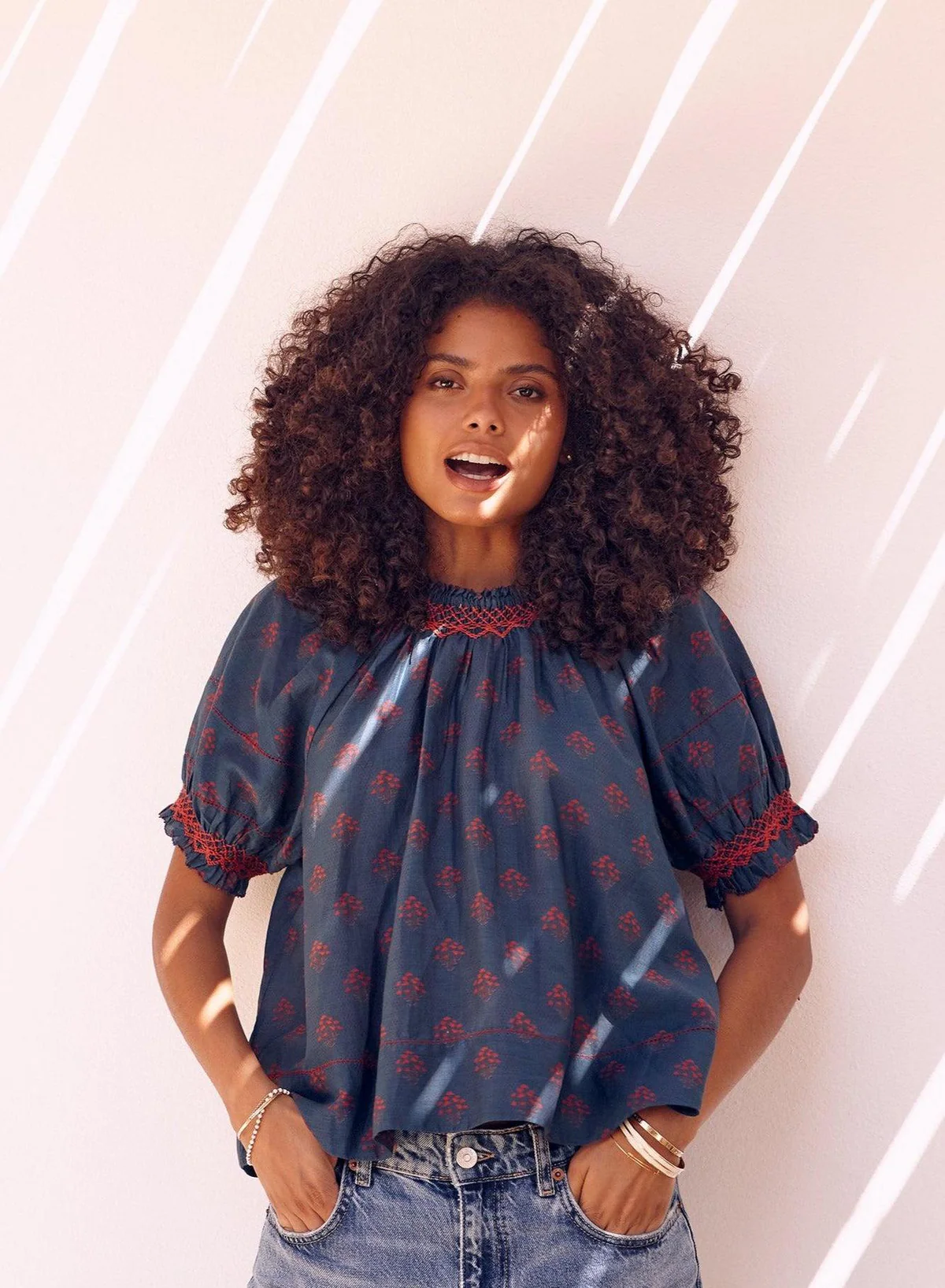 LINDI SMOCKED TOP IN INDIGO