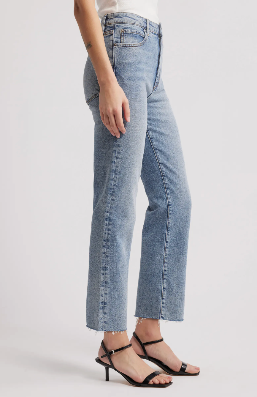 THE RULER CROP IN INDIO