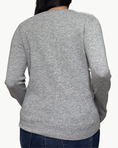 SACRED HEART CASHMERE CREW IN GREY/MAROON
