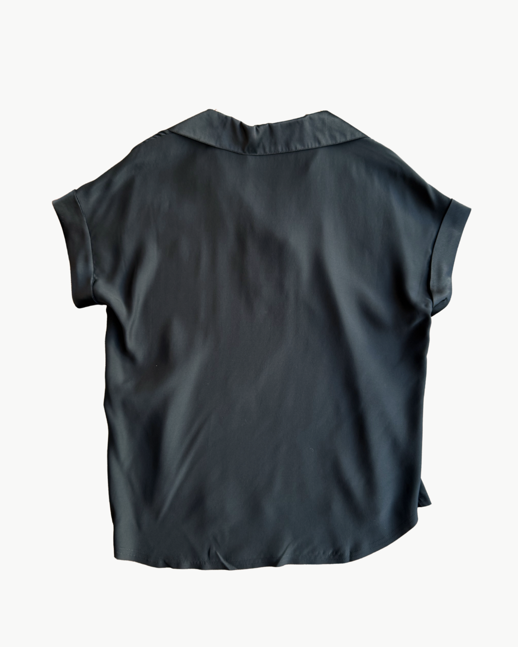GO POLO TOP IN WASHED BLACK