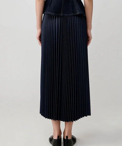 DENIM DELUXE SKIRT IN INDIGO
