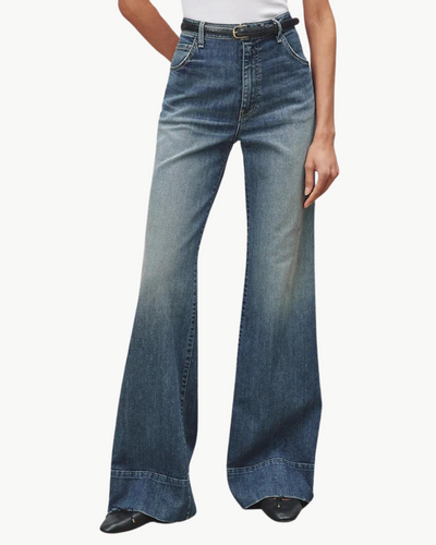 NADEGE JEAN IN CLASSIC WASH - Romi Boutique