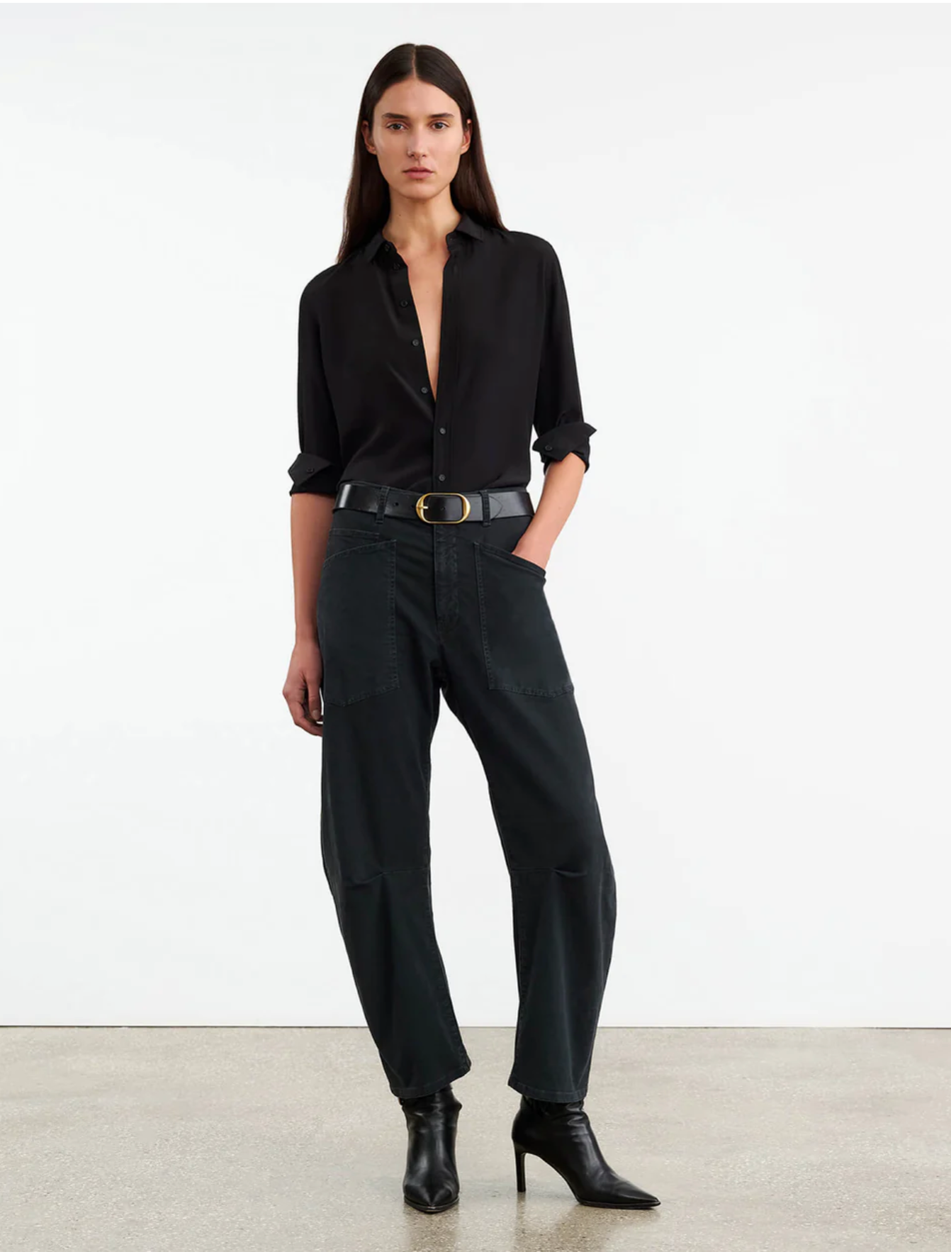 SHON PANT IN CARBON