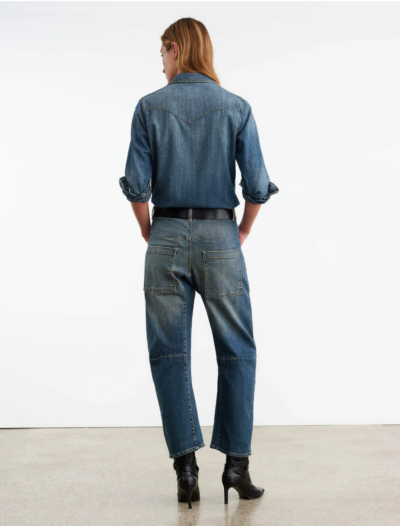 SHON JEAN IN CLASSIC WASH - Romi Boutique