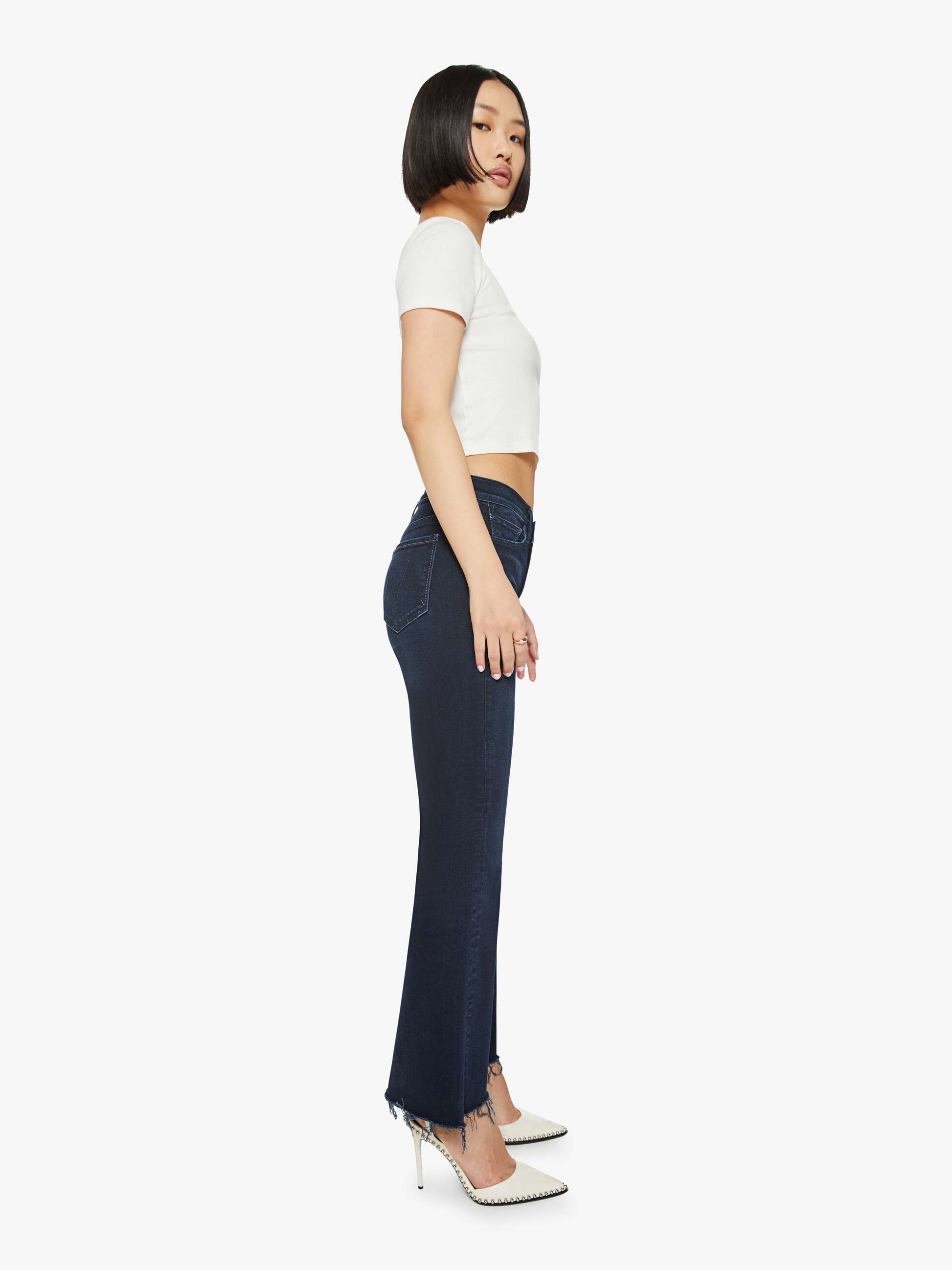 Mother LIL WEEKENDER FRAY at Romi Boutique