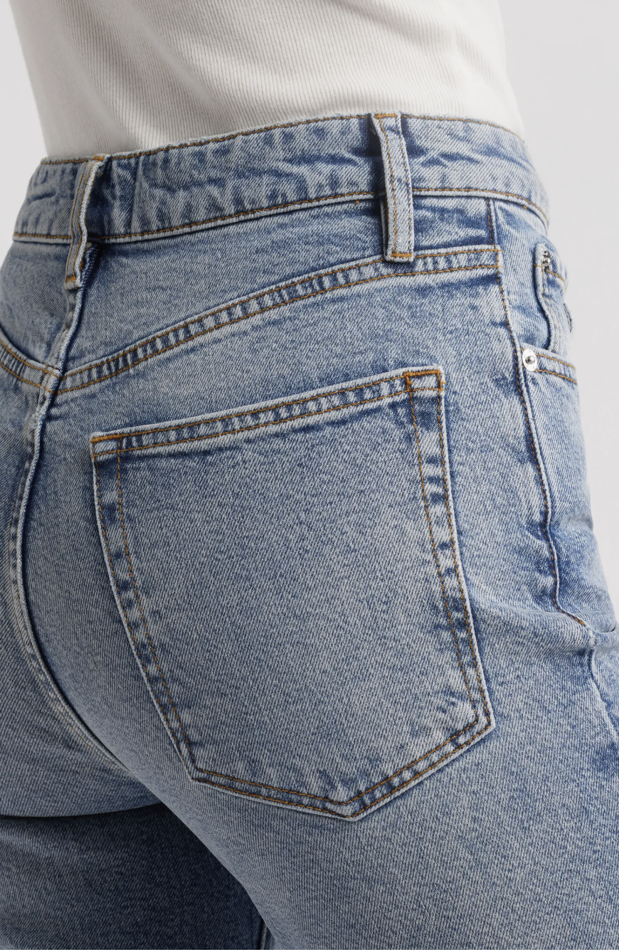 THE RULER CROP IN INDIO