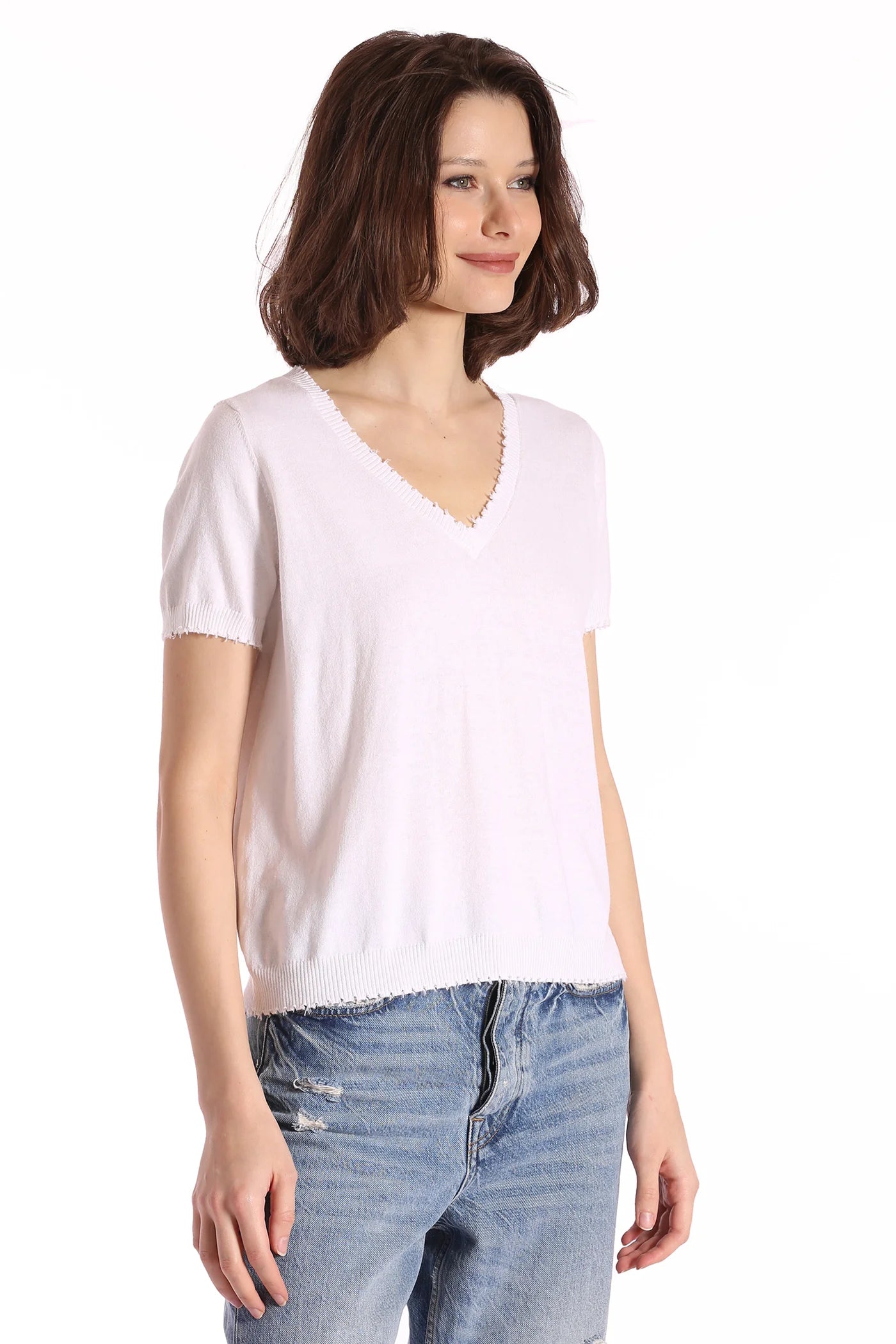COTTON CASHMERE FRAYED V TEE IN WHITE - Romi Boutique