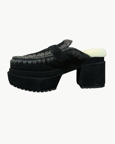 PLATFORM CLOG WITH BUCKLE STRAP IN BLACK
