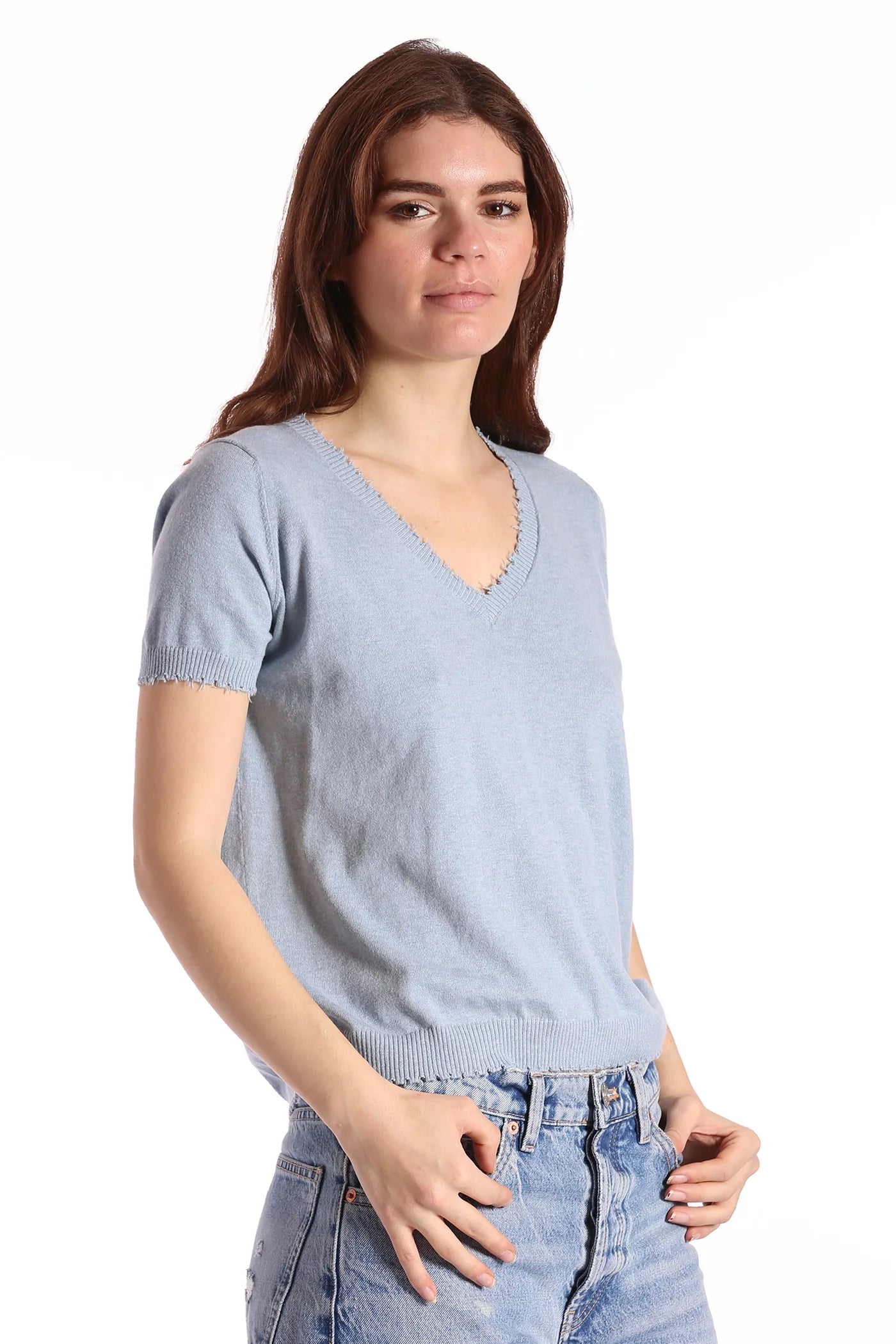 COTTON CASHMERE FRAYED V TEE IN SEASHORE - Romi Boutique
