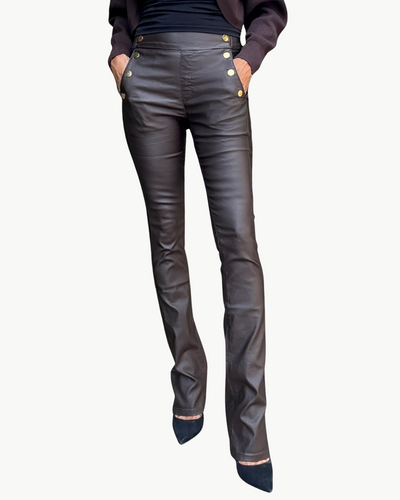 ELLEN IN BROWN VEGAN