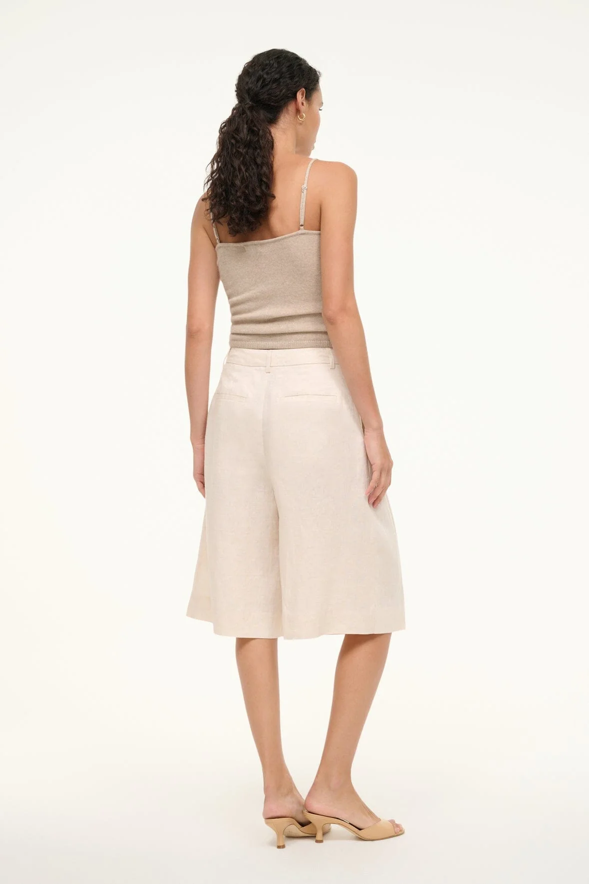 CRUZ BERMUDA LINEN SHORT IN NATURAL