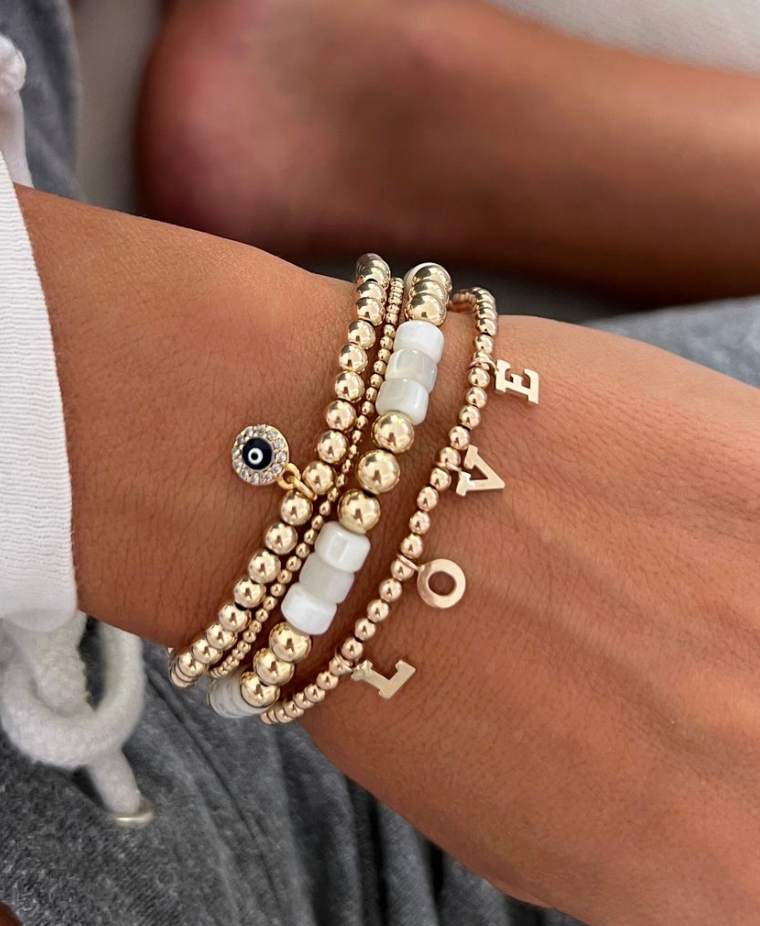 PROTECTION BRACELET IN GOLD - Romi Boutique