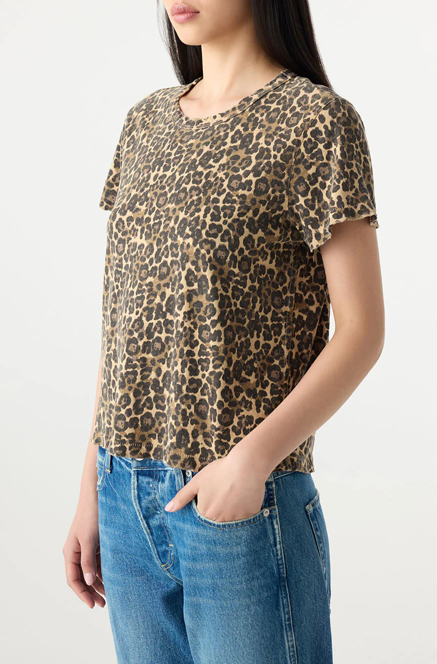 LOVE TEE IN LEOPARD - Romi Boutique