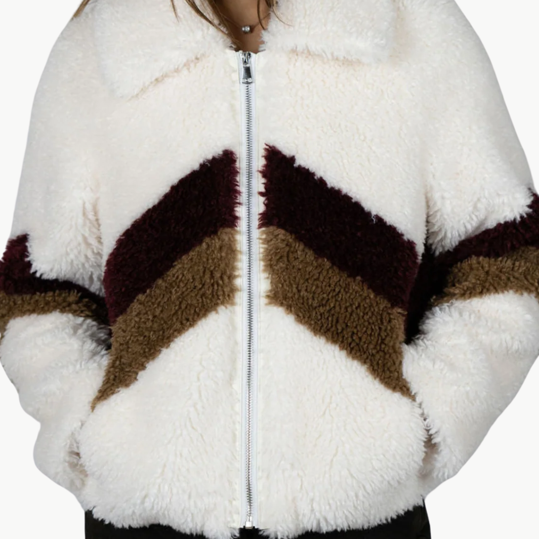 FALL LINE SHEARLING STAR CROP IN WHITE/CHEVRON - Romi Boutique