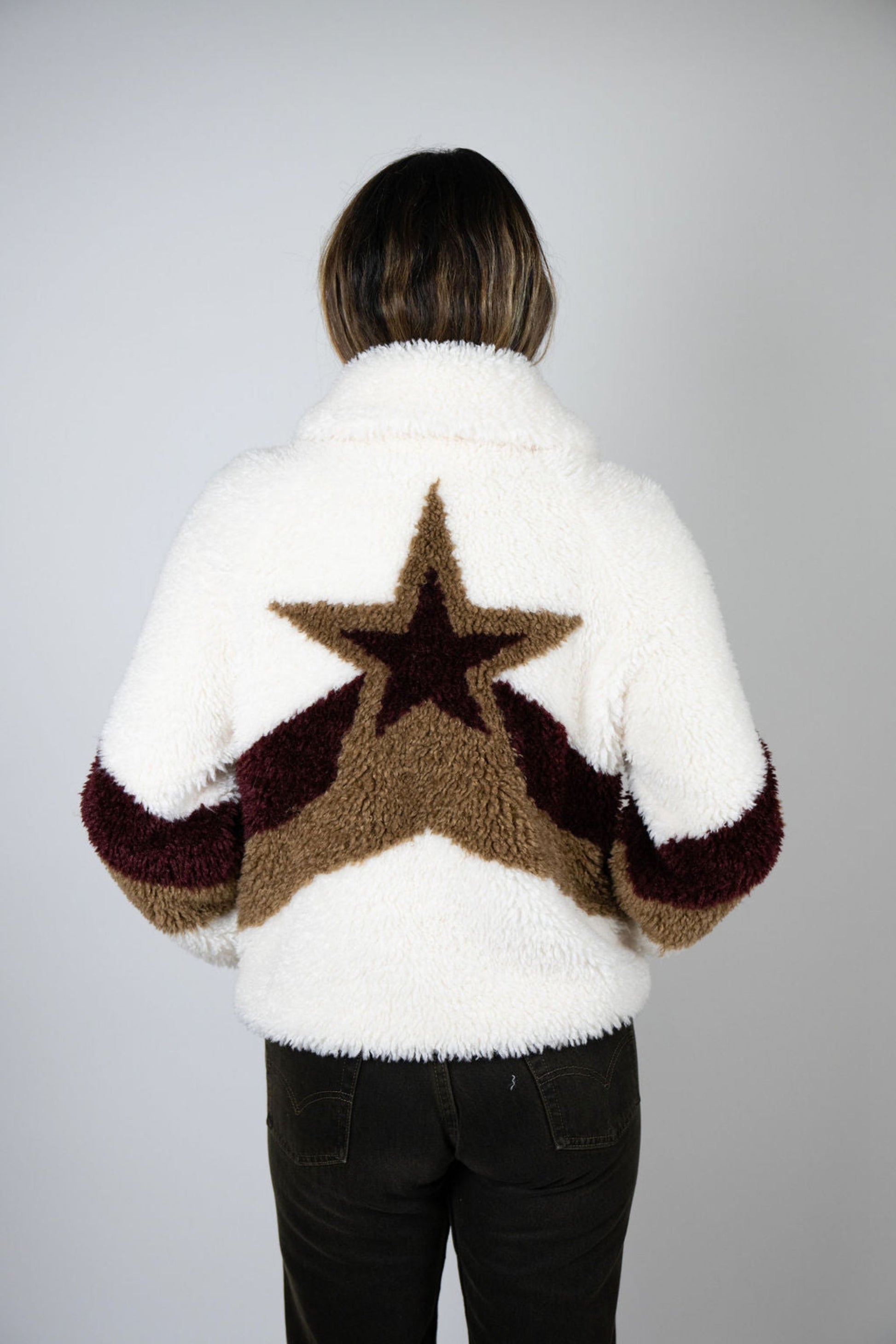 FALL LINE SHEARLING STAR CROP IN WHITE/CHEVRON - Romi Boutique