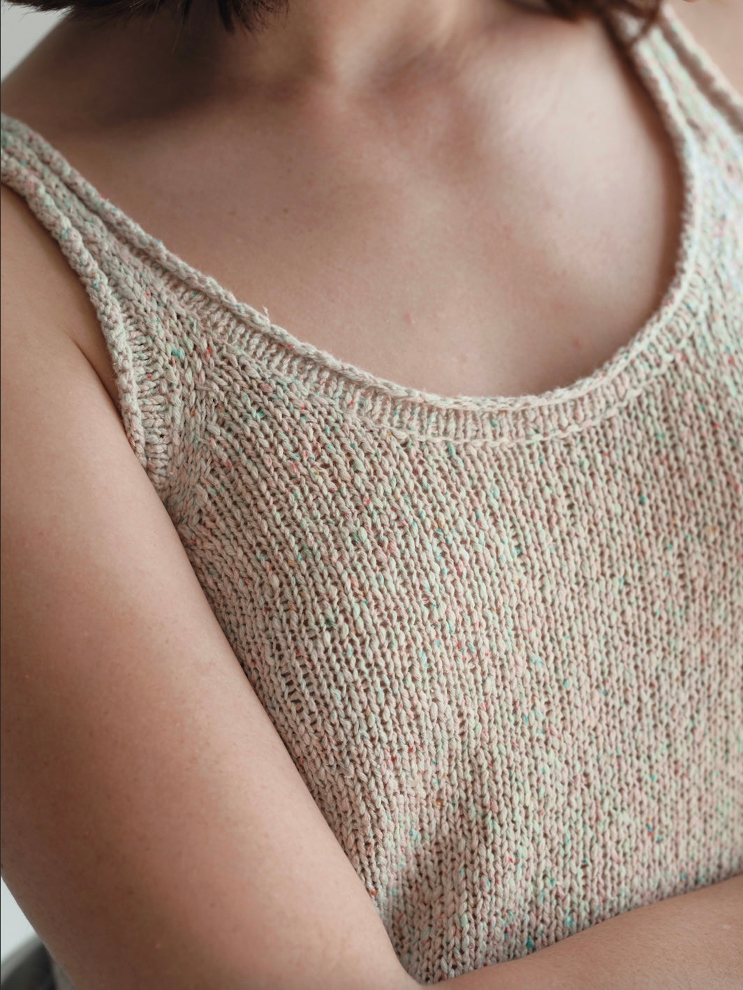 W.Cashmere FRIDA TANK at Romi Boutique