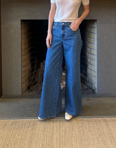 TALL TINY DANCER JEAN IN PARIS
