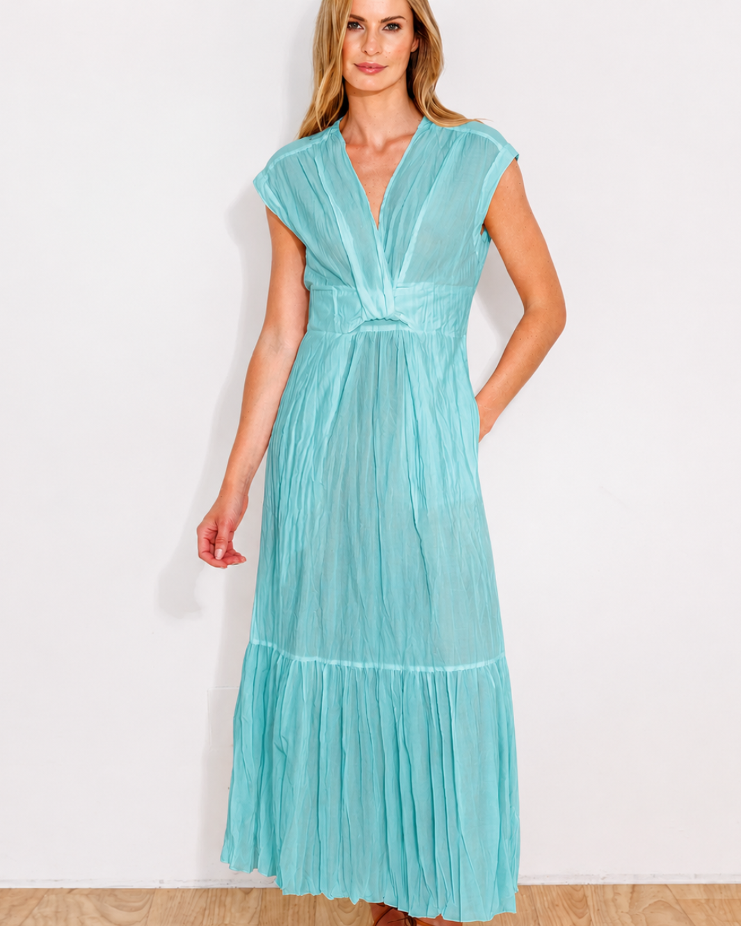Go Crinkle Cut Twist Dress