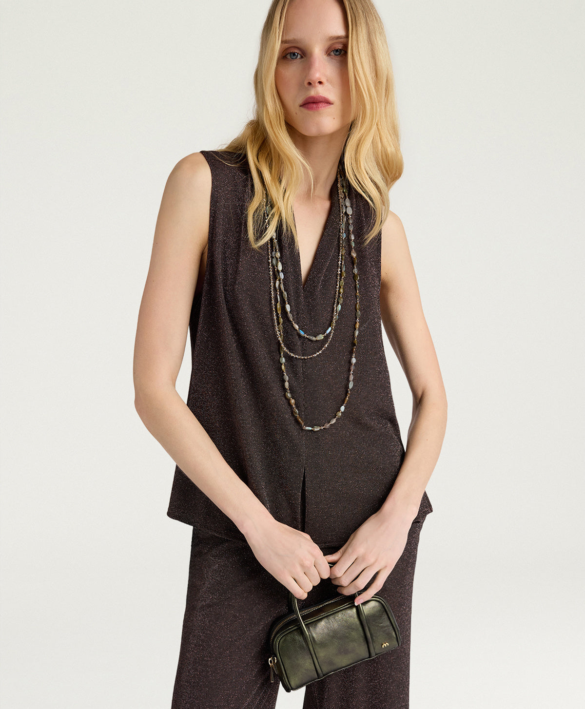 Kiri Bis Wide-Shoulder Sleeveless Top