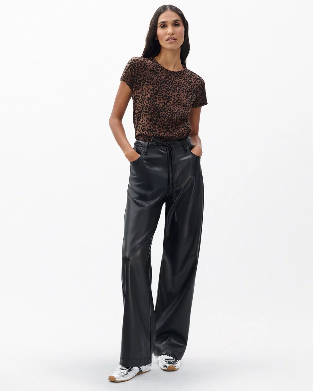 ALL OVER LEOPARD TEE IN BROWN MULTI