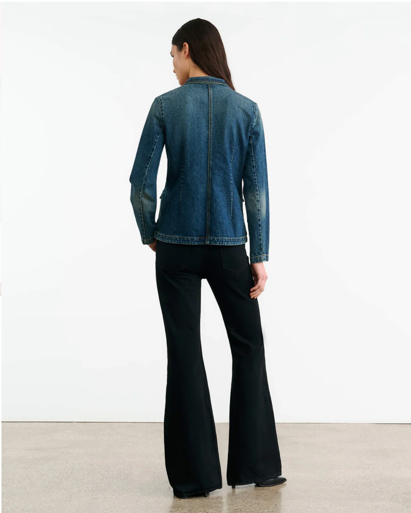 ELTON DENIM BLAZER IN SIMON WASH