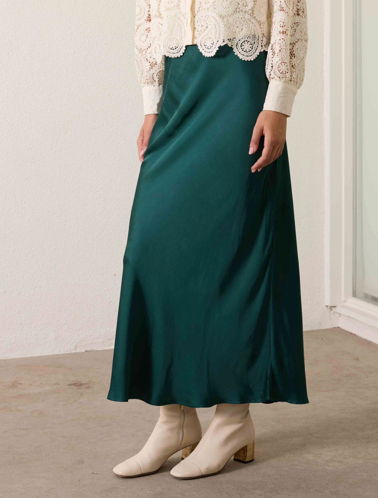 BRIA SKIRT IN SEA MOSS - Romi Boutique