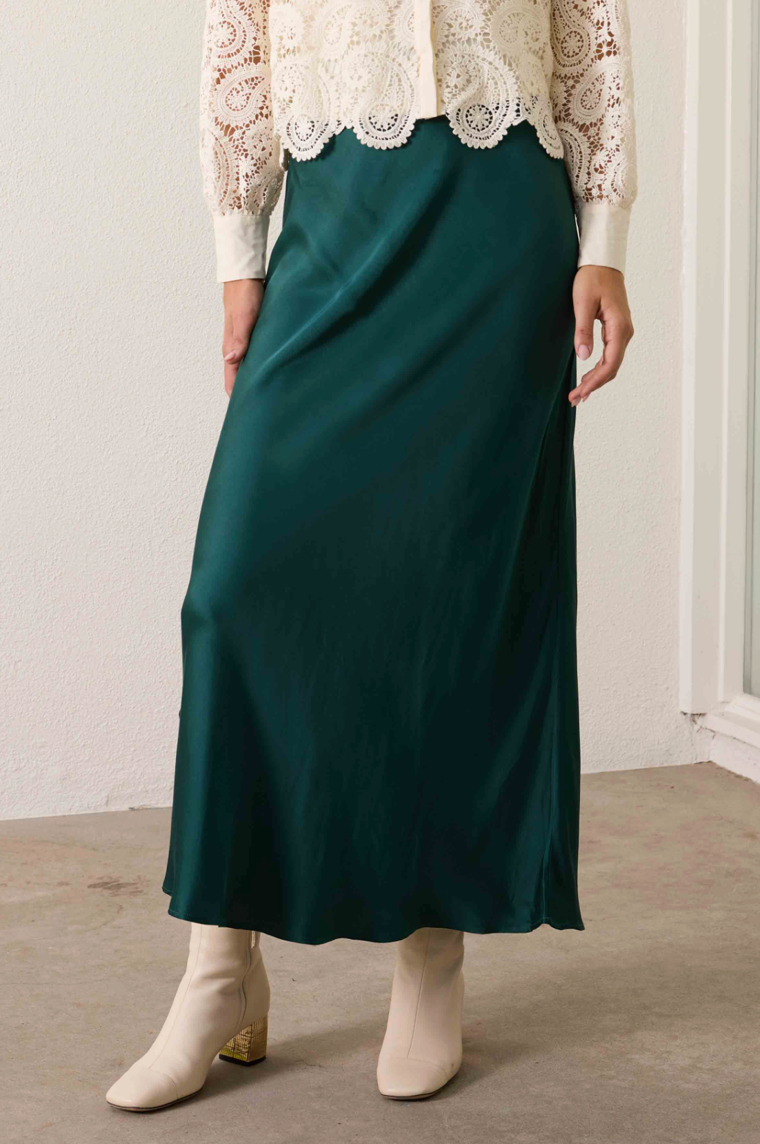 BRIA SKIRT IN SEA MOSS - Romi Boutique