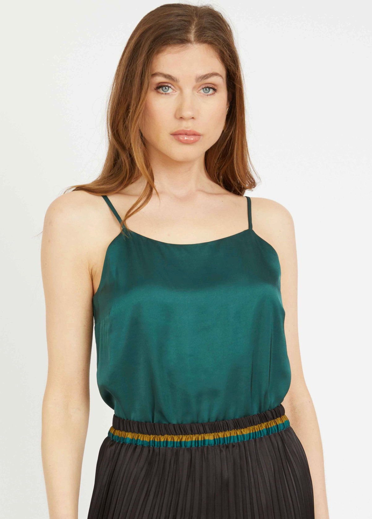 ALBA TANK IN SEA MOSS - Romi Boutique