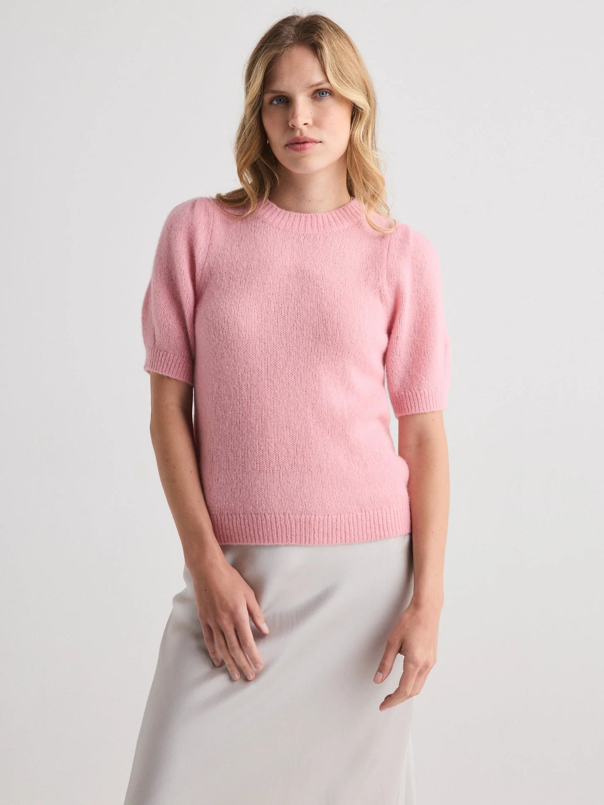 W.Cashmere Aria Short Sleeves Sweater at Romi Boutique