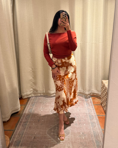 CHANCE MERINO OFF-THE-SHOULDER SWEATER IN AMBER