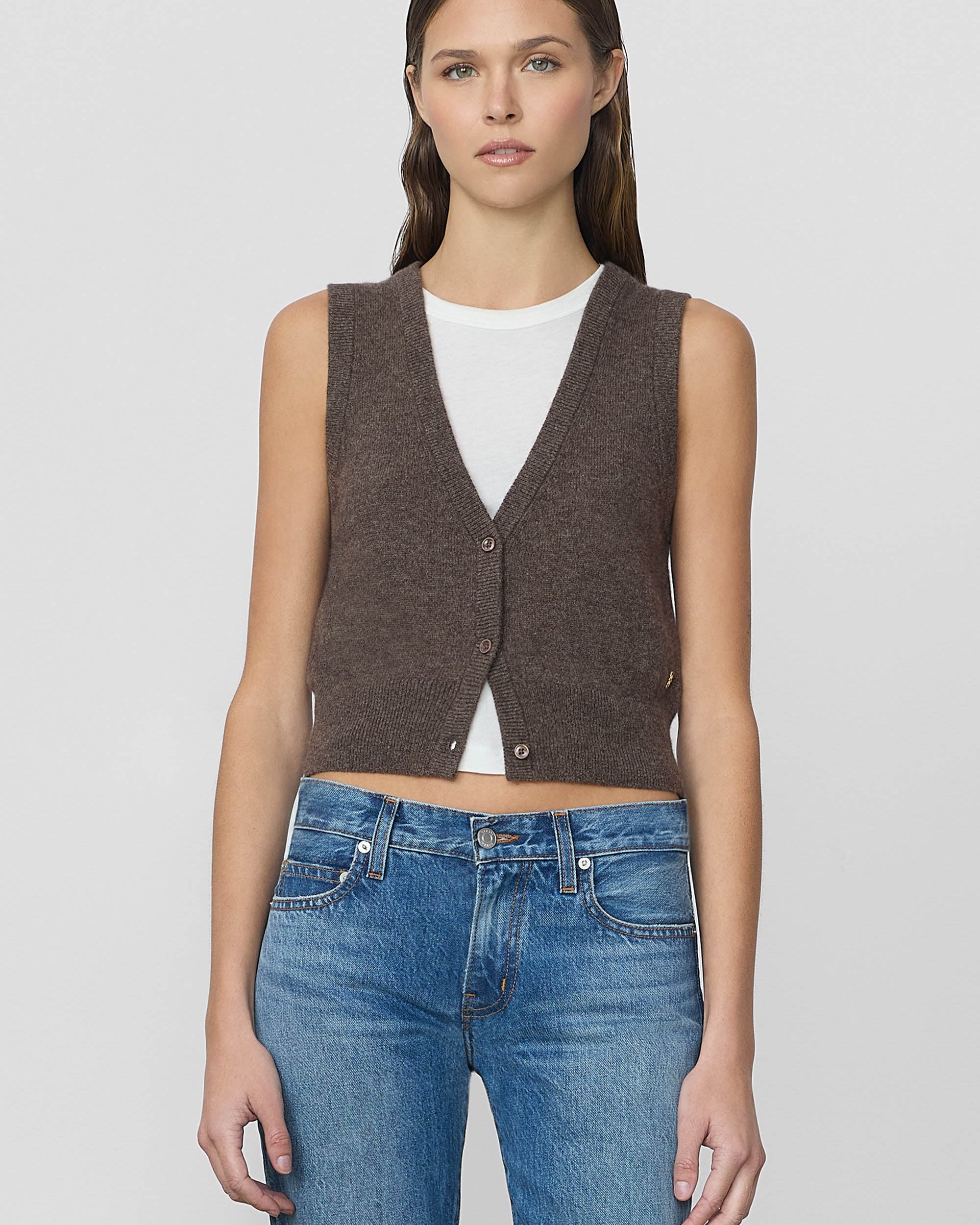 Eterne Leroy Vest at Romi Boutique
