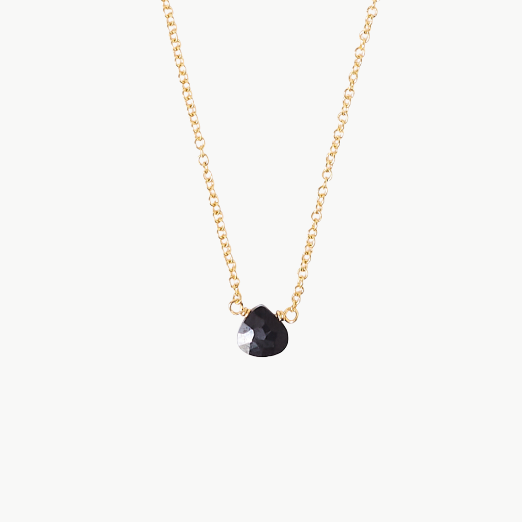 NECKLACE IN BLACK SPINEL - Romi Boutique