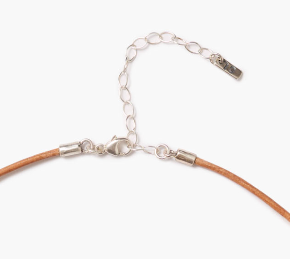 MOISSANITE SLICE CHOKER IN CAMEL LEATHER - Romi Boutique