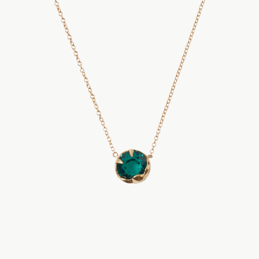 CRYSTAL NECKLACE IN EMERALD by Chan Luu - Romi Boutique