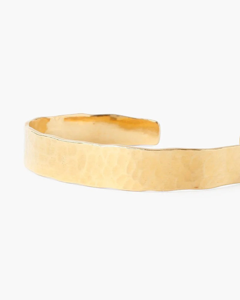 HAMMERED CUFF IN YELLOW GOLD by Chan Luu - Romi Boutique