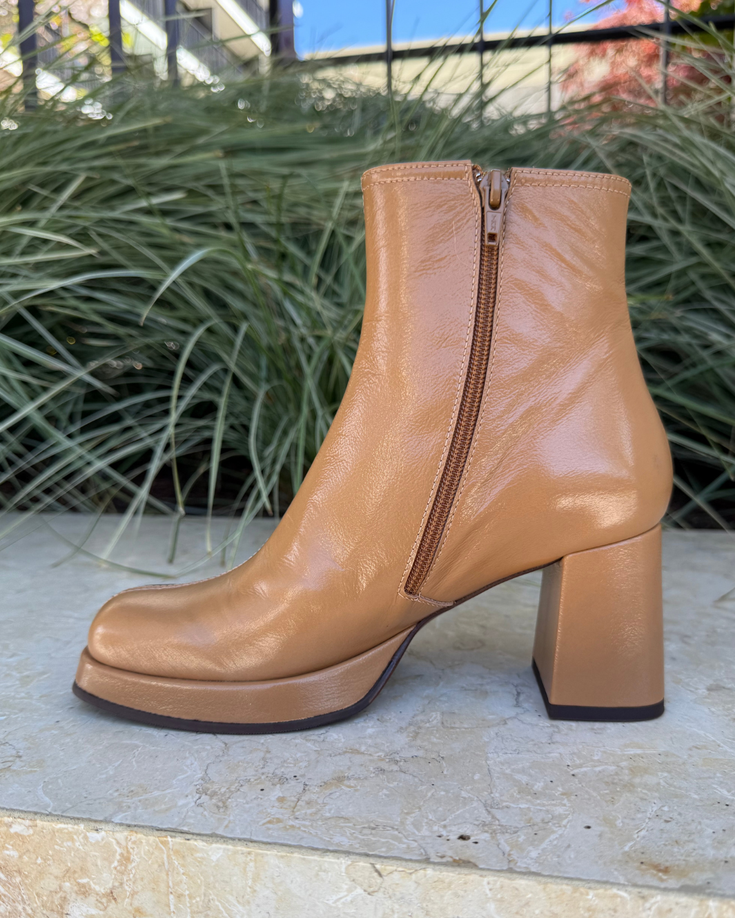 KENTIN IN NUDE by Chie Mihara - Romi Boutique