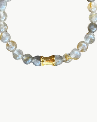 CHARM BRACELET IN CLEAR/TAUPE MULTI